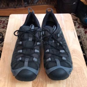 Men’s Keen Hiking Shoes Sz 11.5 US Excellent, Very Lightly Worn